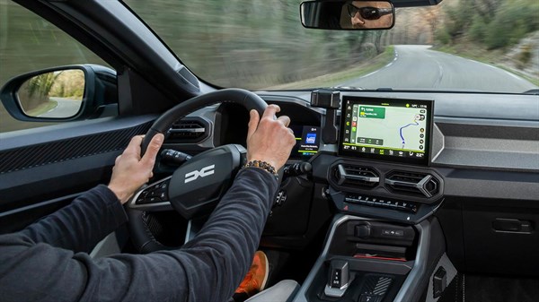 advantages - hybrid - Dacia
