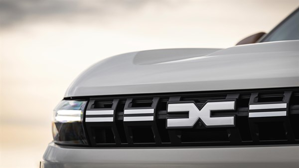 hybrid range - Dacia
